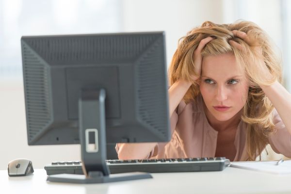 A frustrated writer struggling to choose a story structure